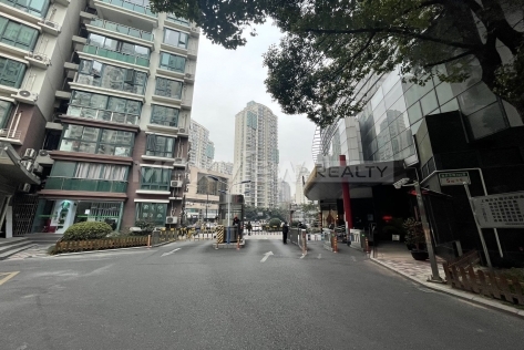 International Metropolitan City 3br 143sqm in Xujiahui | 亚都国际名园 3bedroom 143sqm ¥30,000 SHA20091
