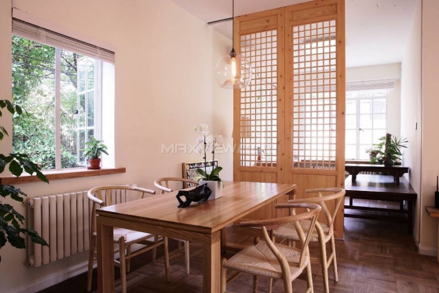 Old Apartment On Wukang Road 2bedroom 85sqm ¥22,000 PRS20122