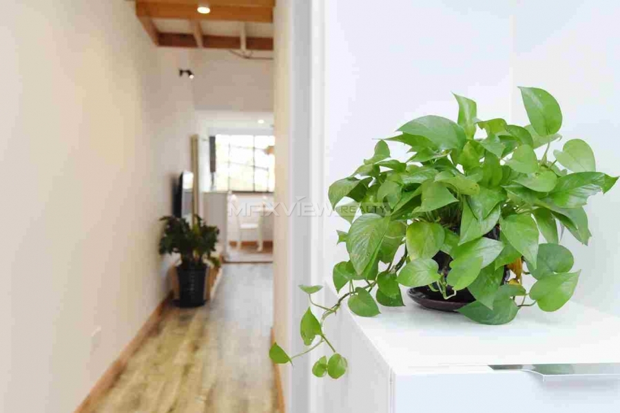 Old Lane House on Nanjing West Road 2bedroom 110sqm ¥18,000 PRY20174