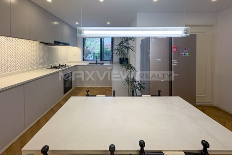 Old Apartment on Huaihai M Rd 3bedroom 150sqm ¥25,800 PRM20505
