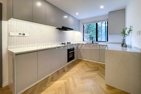 Old Apartment on Huaihai M Rd 3bedroom 150sqm ¥25,800 PRM20505