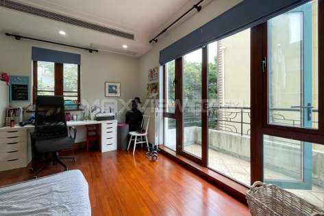 Old Lane House on Changle Road with a Private Garden 5bedroom 300sqm ¥65,000 PRM20619