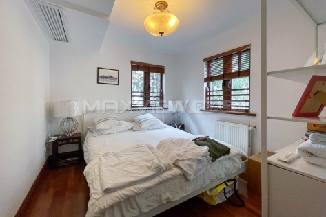 Old Lane House on Changle Road with a Private Garden 5bedroom 300sqm ¥65,000 PRM20619
