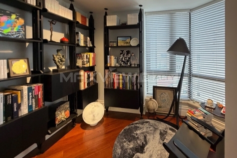 Le Chateau Huashan&nbsp;4bedroom&nbsp;254sqm&nbsp;&yen;53,000&nbsp;PRM20922