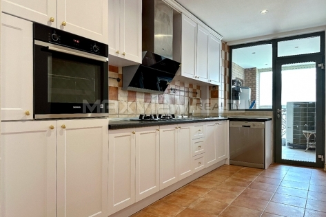 Green Court&nbsp;4bedroom&nbsp;275sqm&nbsp;&yen;38,000&nbsp;PRM21017