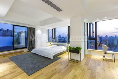 Penthouse in 185 Jiashan Road&nbsp;5bedroom&nbsp;350sqm&nbsp;&yen;98,000&nbsp;PRM21111