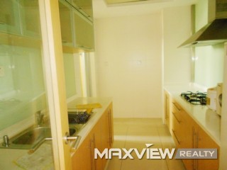 Summit Residence