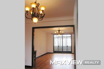 Old Apartment on Hengshan Road