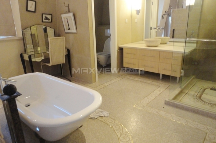 Lakeville at Xintiandi   |   翠湖天地&nbsp;3bedroom&nbsp;213sqm&nbsp;&yen;38,000&nbsp;LWA00612