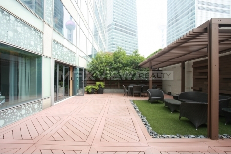 IFC Residence Serviced Apartment with Huge Roof Garden