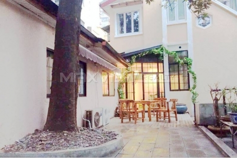 Old Apartment on Yueyang Road