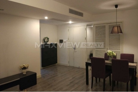 Two bedroom apartment near Zhongshan Park for rent in Jinting 88