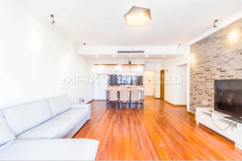 Apartment On Fuxing Middle Road