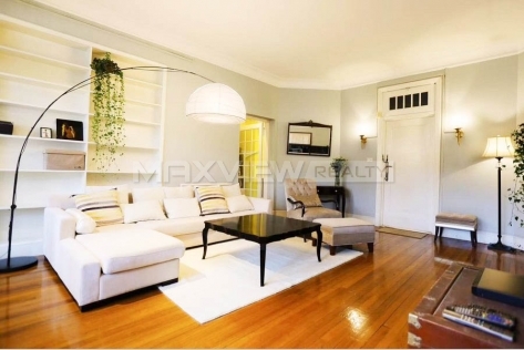 Old Apartment On FUxing Middle Road