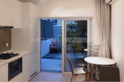 Old Apartment On Huaihai Middle Road