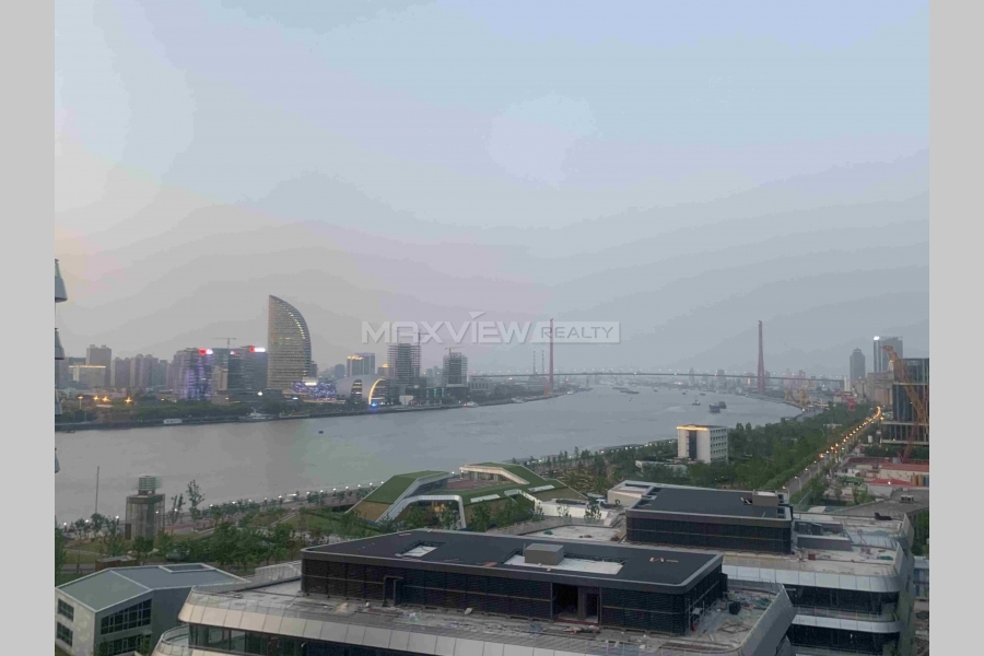 Lujiazui no.1 Court