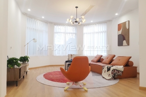 Jingyuansiji Yuting 4br 300sqm in Huqingping Minhang