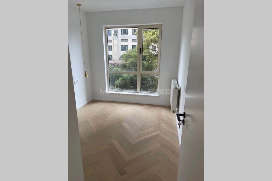 East Huaihai Apartment | 东淮海公寓&nbsp;3bedroom&nbsp;140sqm&nbsp;&yen;30,000&nbsp;SHA18553