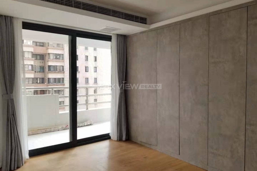 Tonghui Apartment