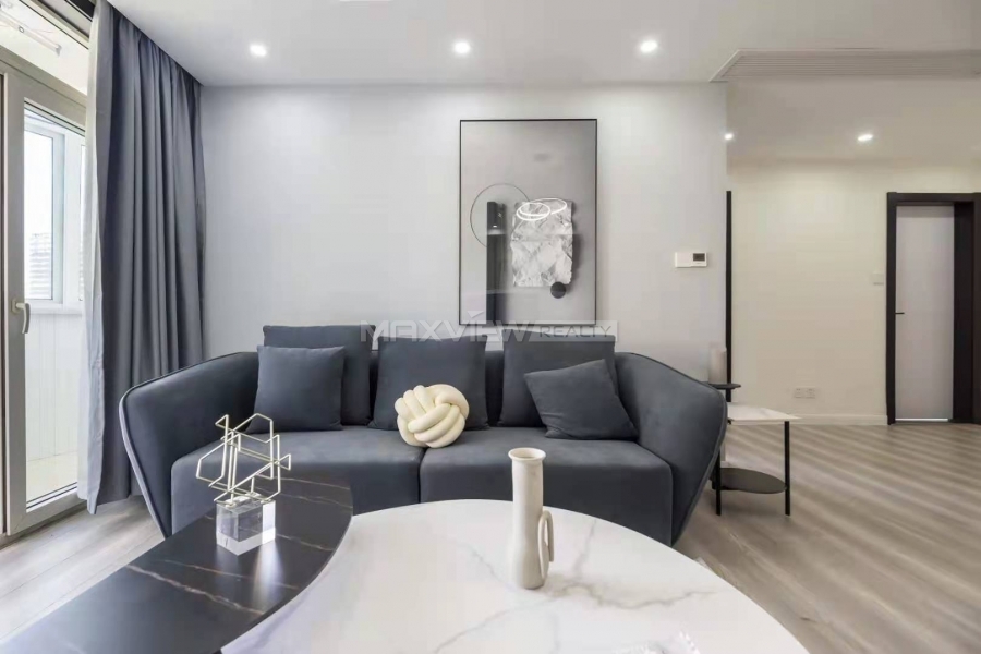 Jiaotong University Apartment