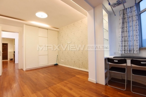 Jian An Hua Yuan 2br 70sqm in Xujiahui