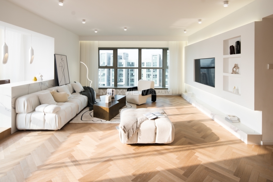 Eight Park Avenue