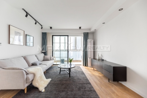 Shanghai First Block 2br 120sqm in Downtown