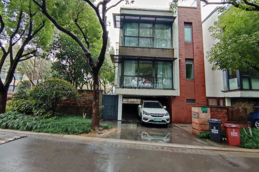 Westwood Green Villa 4bedroom 320sqm ¥34,000 PRH0110