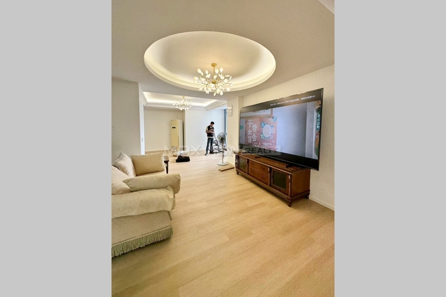 Huijin Plaza&nbsp;4bedroom&nbsp;256sqm&nbsp;&yen;34,000&nbsp;PRY18018