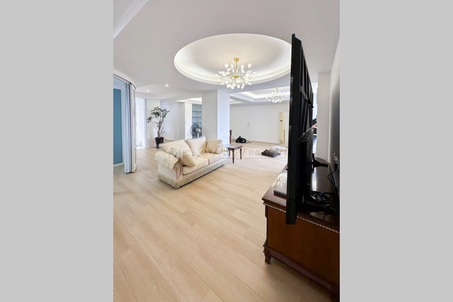 Huijin Plaza&nbsp;4bedroom&nbsp;256sqm&nbsp;&yen;34,000&nbsp;PRY18018