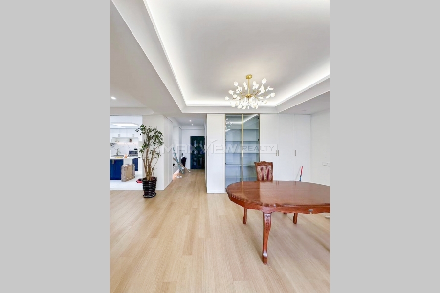 Huijin Plaza&nbsp;4bedroom&nbsp;256sqm&nbsp;&yen;34,000&nbsp;PRY18018