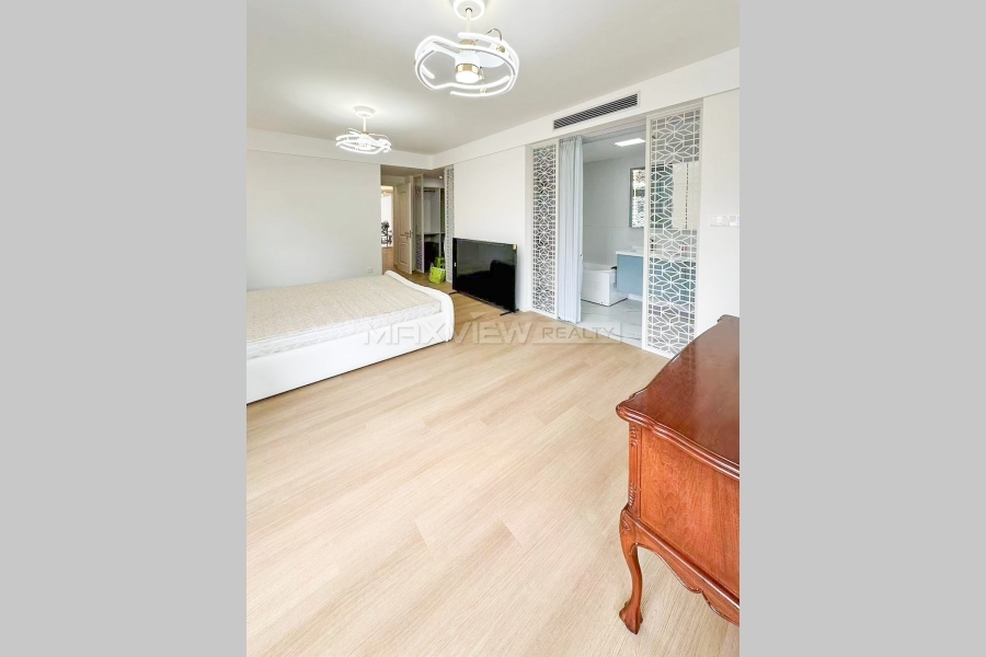 Huijin Plaza&nbsp;4bedroom&nbsp;256sqm&nbsp;&yen;34,000&nbsp;PRY18018