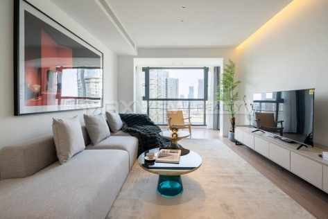 Summit Residence
