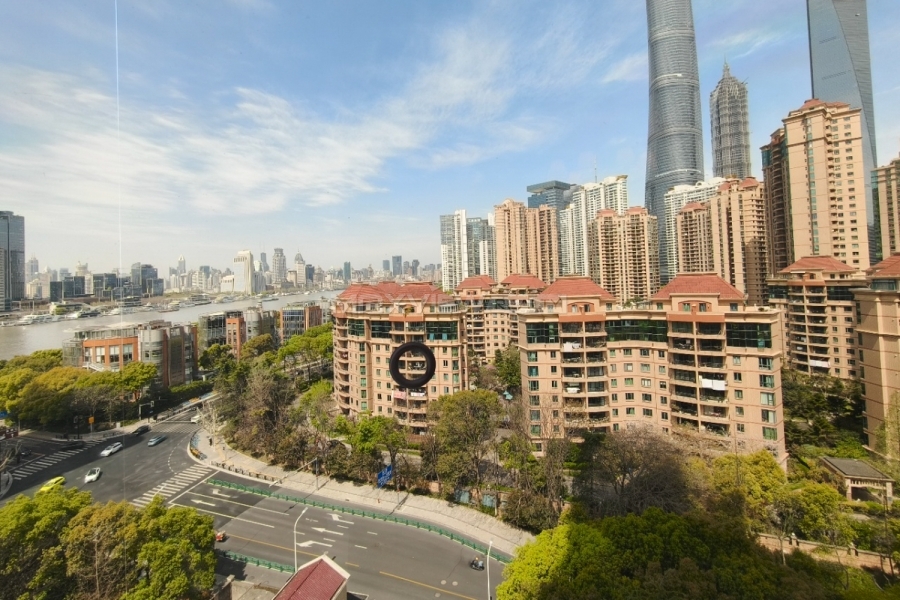 Summit Residence