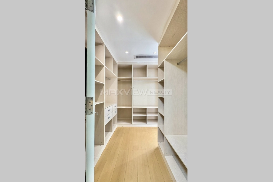 Oriental Garden Penthouse with Terrace&nbsp;3bedroom&nbsp;200sqm&nbsp;&yen;39,000&nbsp;PRM20671