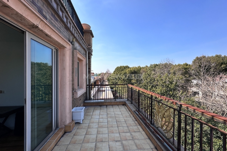 Seasons Villa