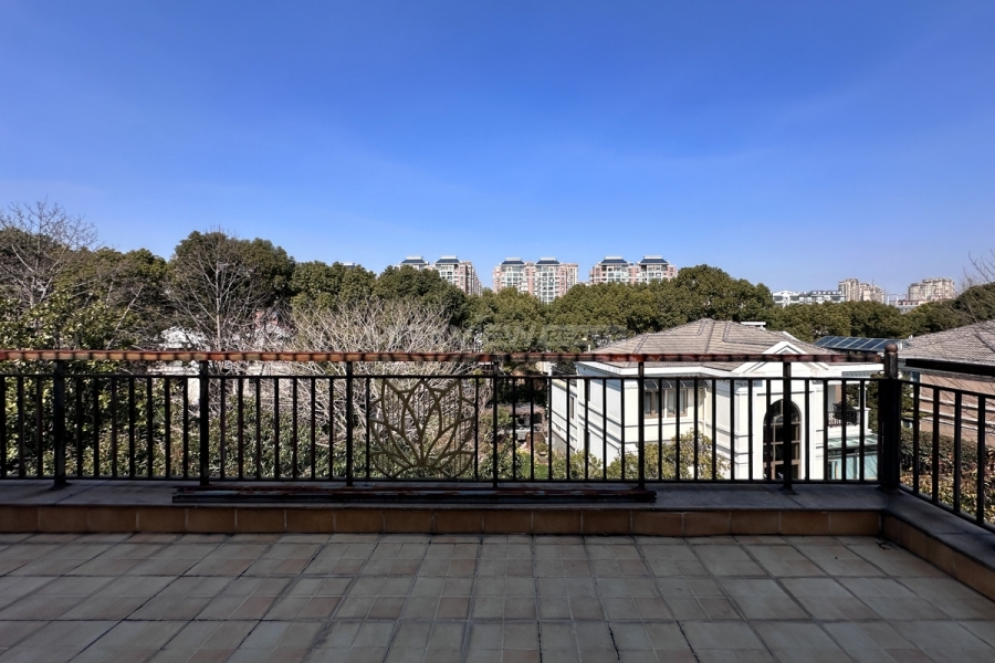 Seasons Villa