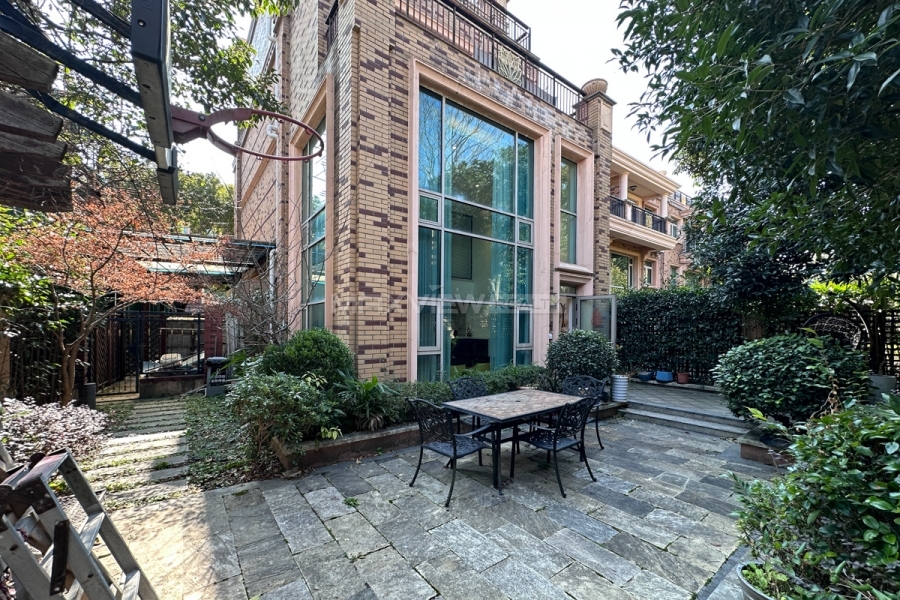 Seasons Villa