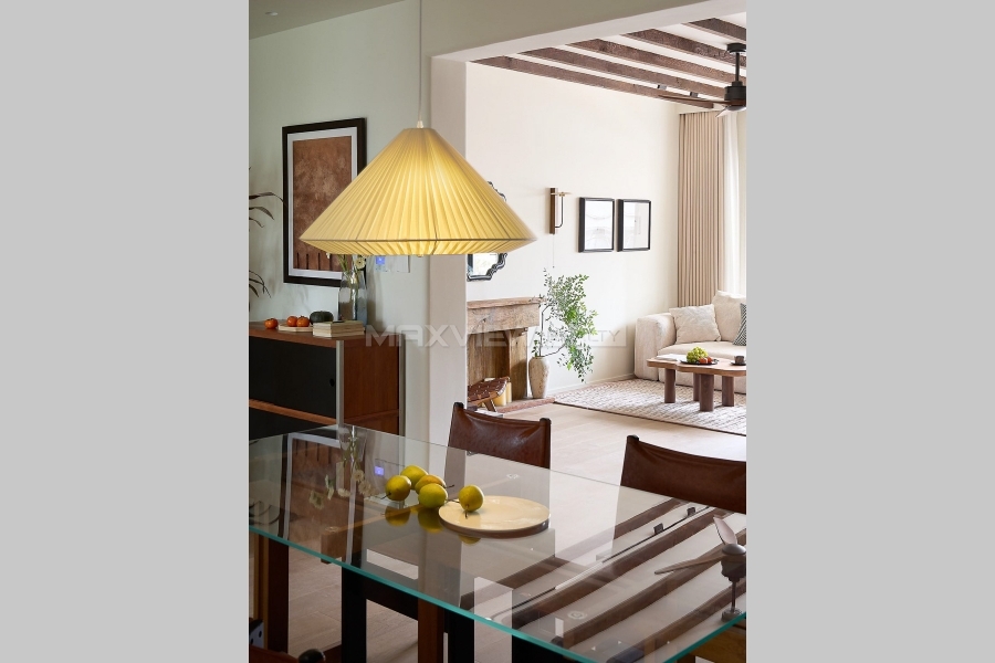 Old Apartment on Beijing West Road&nbsp;4bedroom&nbsp;160sqm&nbsp;&yen;38,800&nbsp;PRM20858
