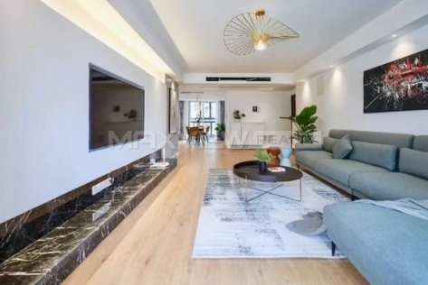 Grand Jewel Apartment