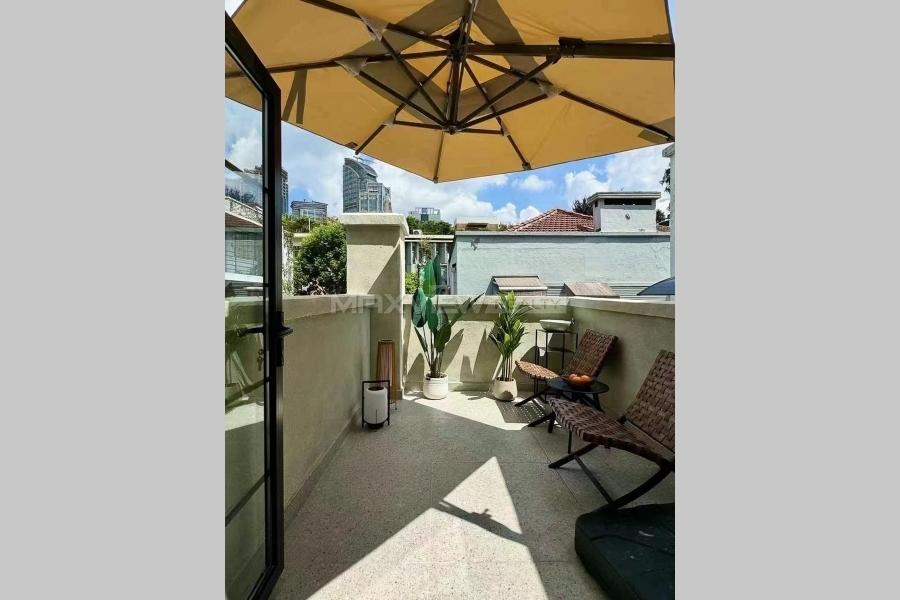 Old Lane House on Weihai Rd&nbsp;2bedroom&nbsp;100sqm&nbsp;&yen;18,600&nbsp;PRM20896