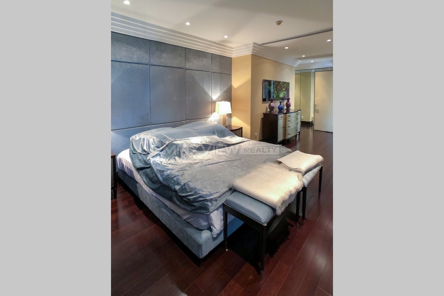 Penthouse in Le Chateau Huashan with a Roof Terrace&nbsp;5bedroom&nbsp;592sqm&nbsp;&yen;100,000&nbsp;PRM20955