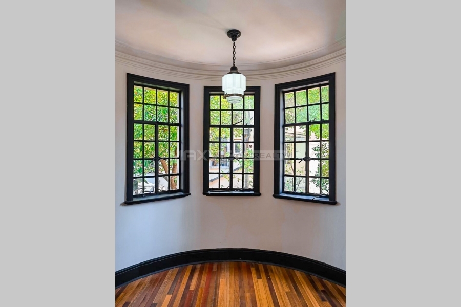 Old Lane House on Changle Road&nbsp;6bedroom&nbsp;450sqm&nbsp;&yen;78,000&nbsp;PRM21020