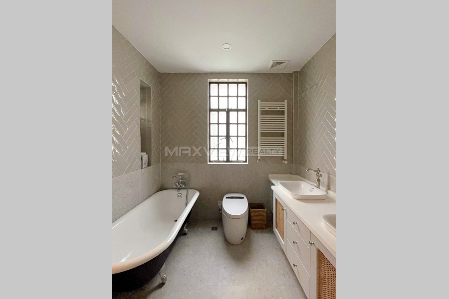 Old Lane House on Changle Road&nbsp;6bedroom&nbsp;450sqm&nbsp;&yen;78,000&nbsp;PRM21020