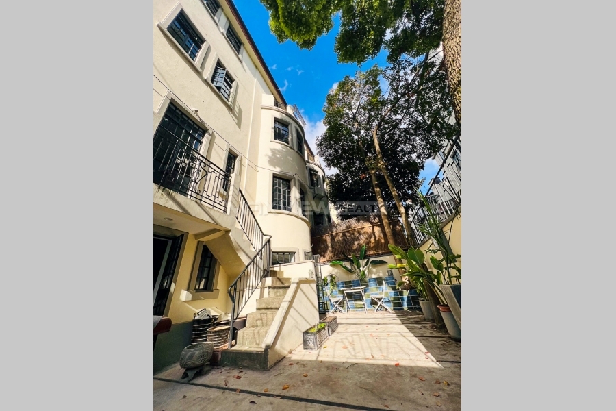 Old Lane House on Changle Road&nbsp;6bedroom&nbsp;450sqm&nbsp;&yen;78,000&nbsp;PRM21020