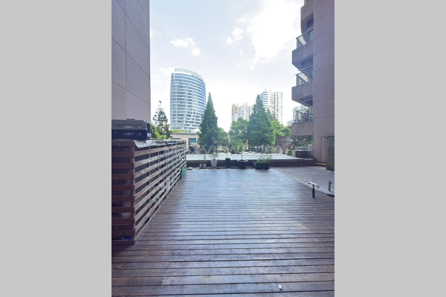 Shimao Riviera Garden 3 Bedroom Apartment with a Private Terrace&nbsp;4bedroom&nbsp;278sqm&nbsp;&yen;65,000&nbsp;PRM21050