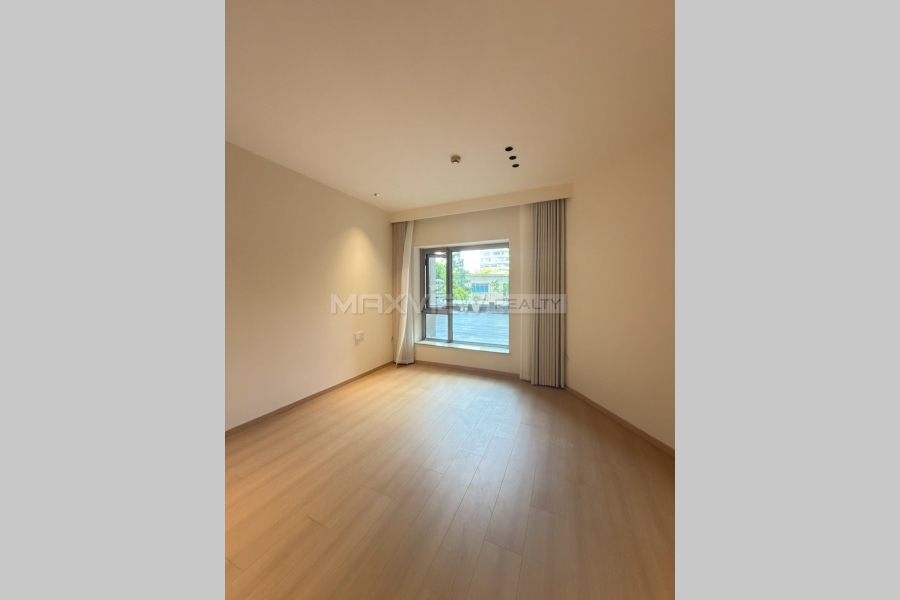 Shimao Riviera Garden 3 Bedroom Apartment with a Private Terrace&nbsp;4bedroom&nbsp;278sqm&nbsp;&yen;65,000&nbsp;PRM21050