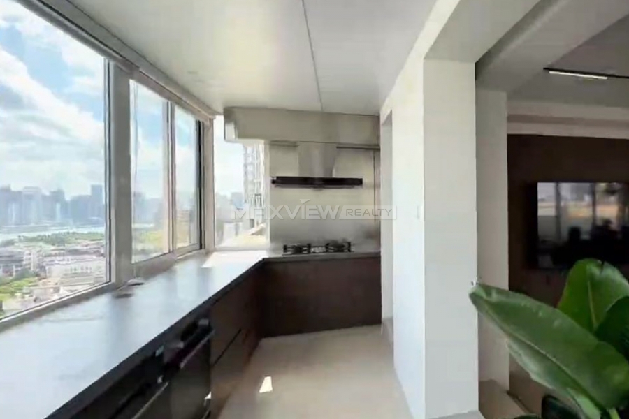 East Huaihai Apartment
