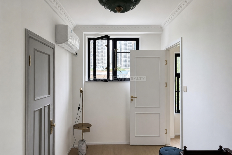 Old Apartment on Tongren Road&nbsp;3bedroom&nbsp;120sqm&nbsp;&yen;25,000&nbsp;PRM21093