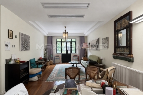 Spacious Old Apartment on Ruijin 1st Road